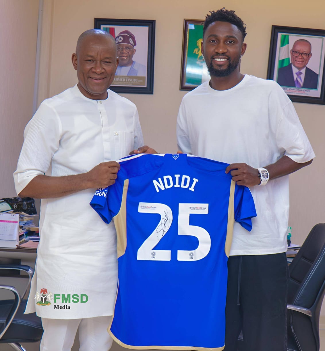 Super Eagles midfielder Wilfred Ndidi paid a courtesy visit to the office of the Honourable Minister of Sports Development, Senator