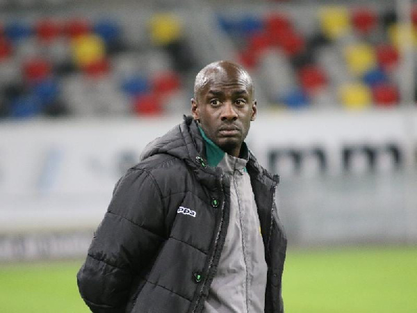 Ghana coaches stable after car crash