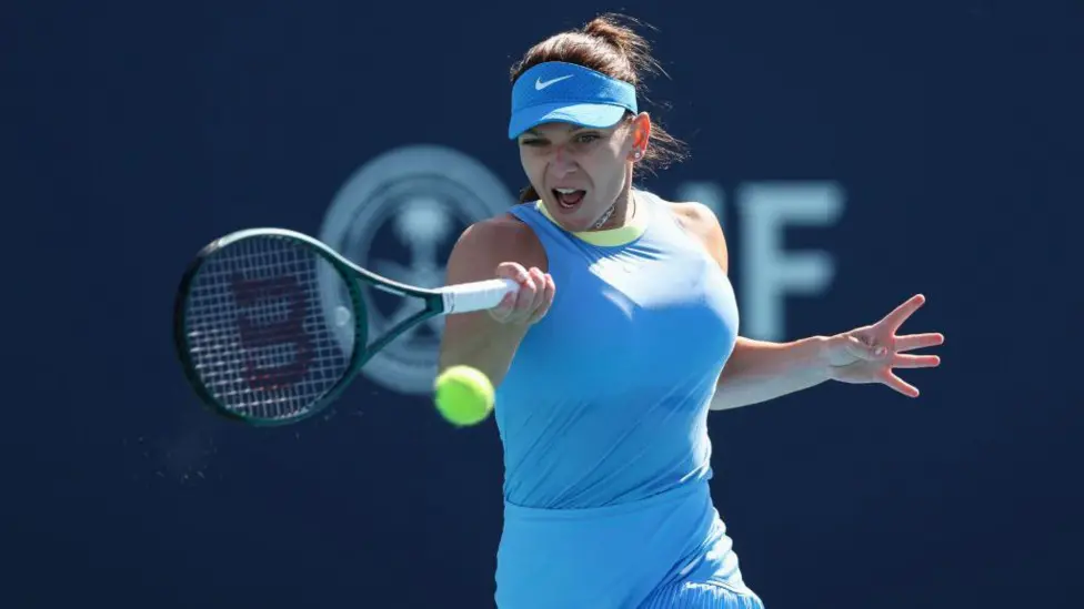 Injured Halep Withdraws From Australian Open