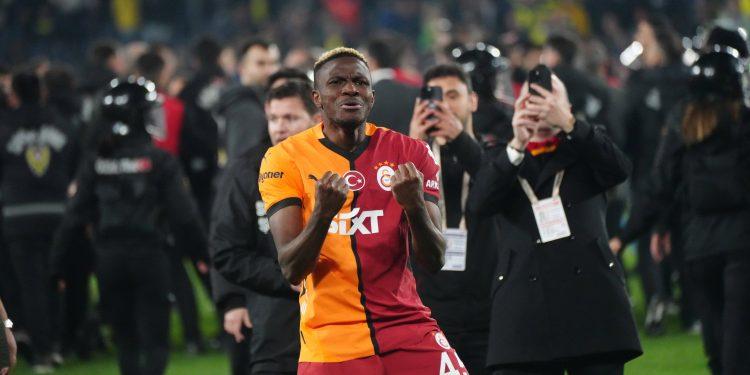 Galatasaray Fans' Touching Plea To Osimhen After Title Win