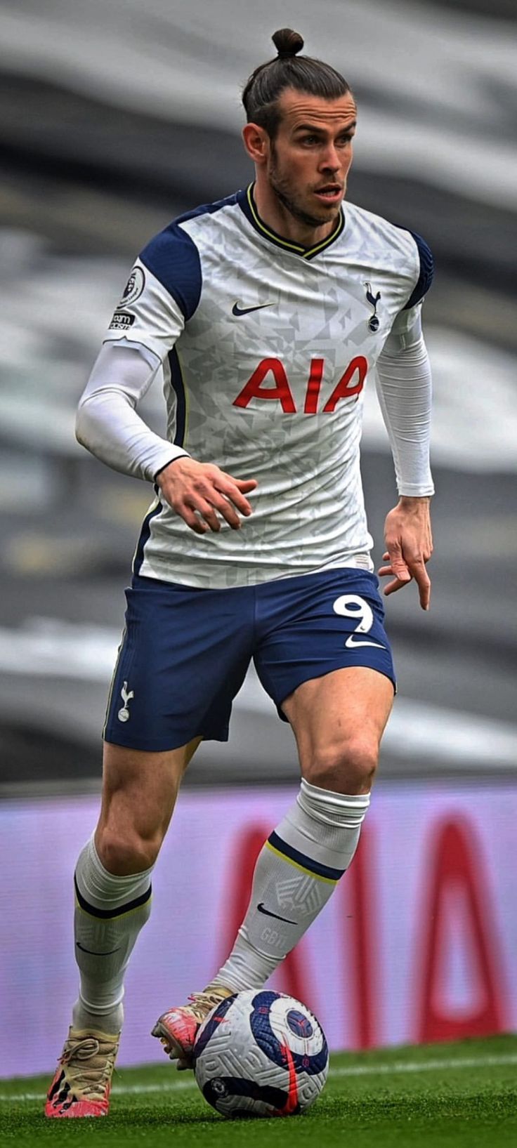 Bale: Tottenham "Deserve" Europa League Title