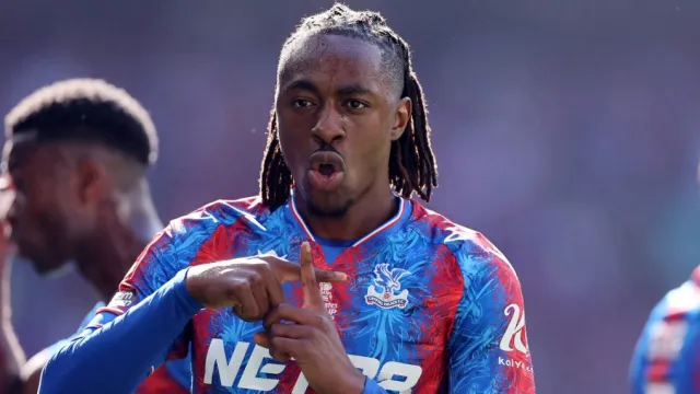 Palace's Eze Stance: Glasner Defies Arsenal Amid Berta Talks