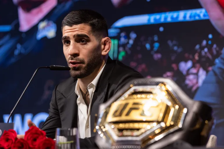 BELT UP FOR GRABS! Topuria-Oliveira BATTLE After Makhachev EXIT At UFC 317!