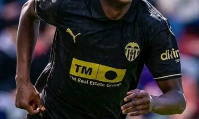 Alavés, Elche Eye Nigerian Striker Umar Sadiq