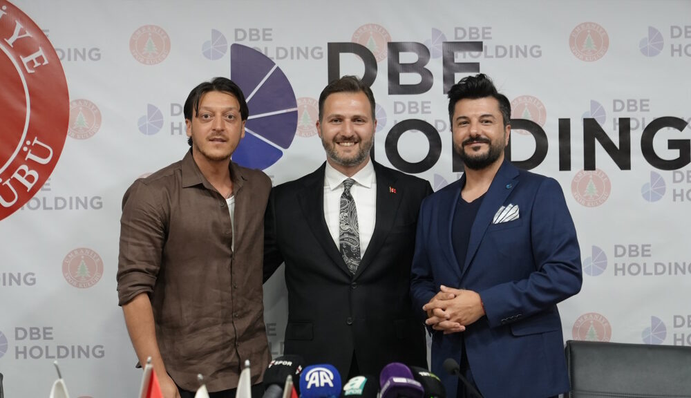 Özil Helps Umraniyespor Land DBE Holding Shirt Sponsor