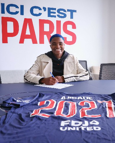 Ajibade Signs For PSG Féminines In Two-Year Deal