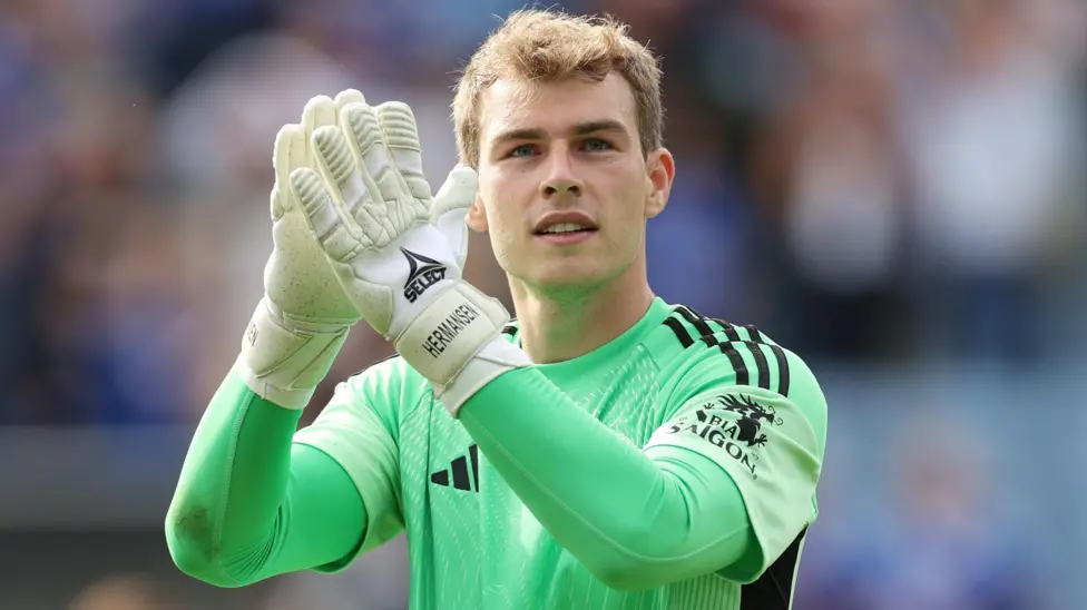 Leicester keeper Hermansen Joins West Ham For £20m