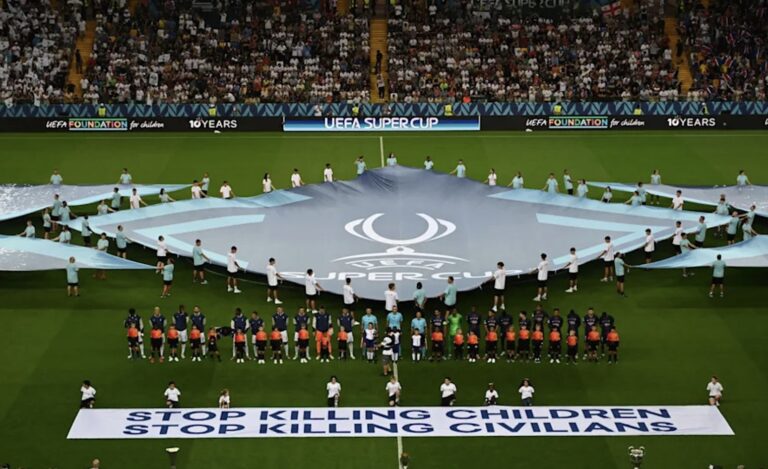 "Free Hostages" Banner Removal Sparks Outcry