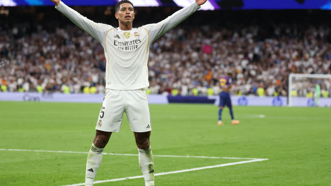 Jude Bellingham Celebrates Goal For Real Madrid Against Barcelona