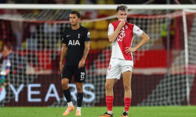 Juve Stabia players in action during a Serie B match amid mafia investigation