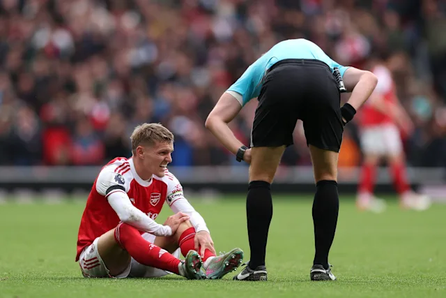 Martin Odegaard training on an anti-gravity treadmill during his Arsenal injury recovery.