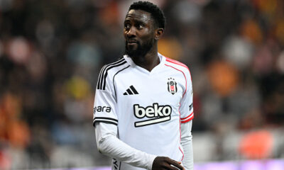 Wilfred Ndidi wearing Besiktas jersey during a match