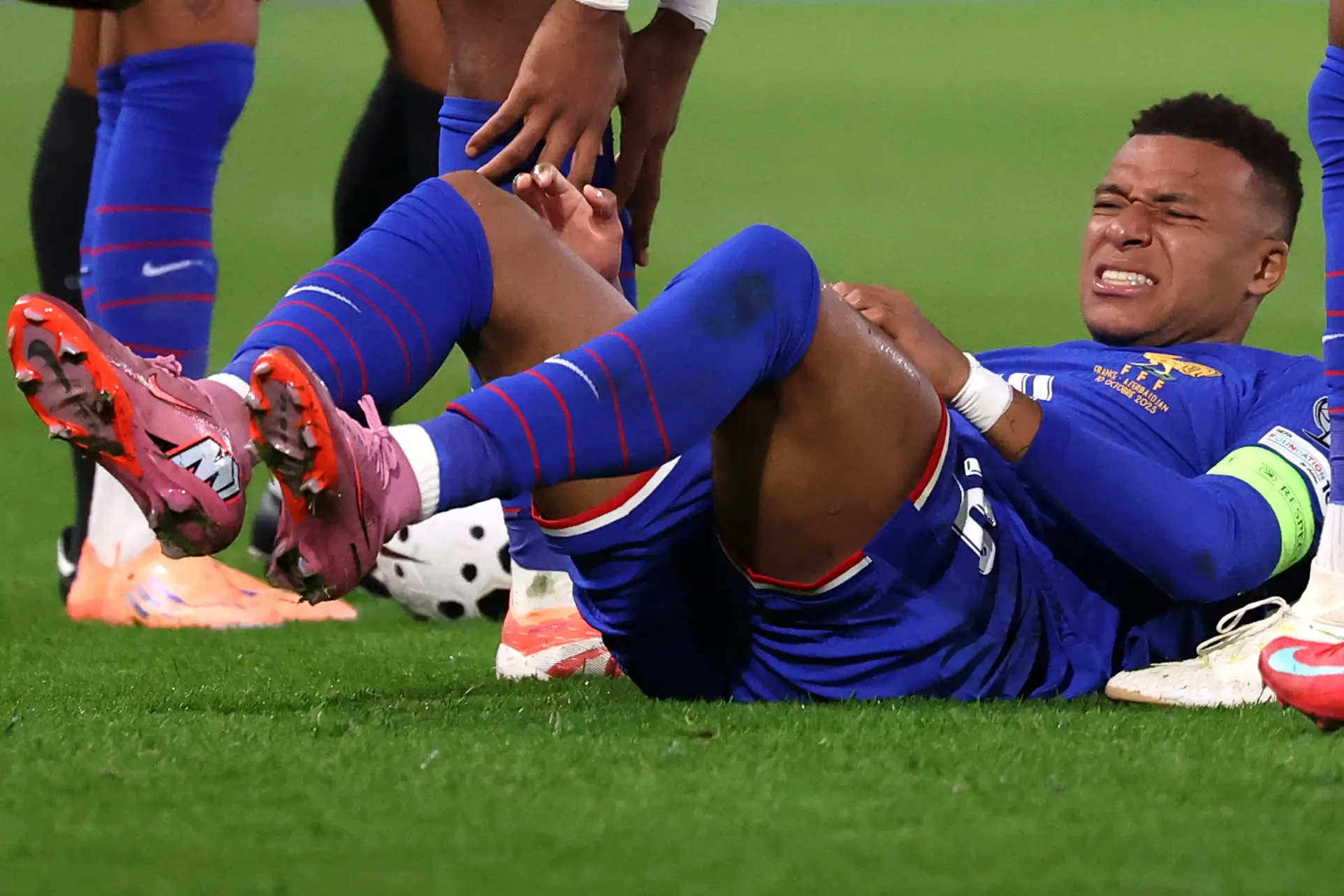 Kylian Mbappe leaving France squad due to ankle inflammation
