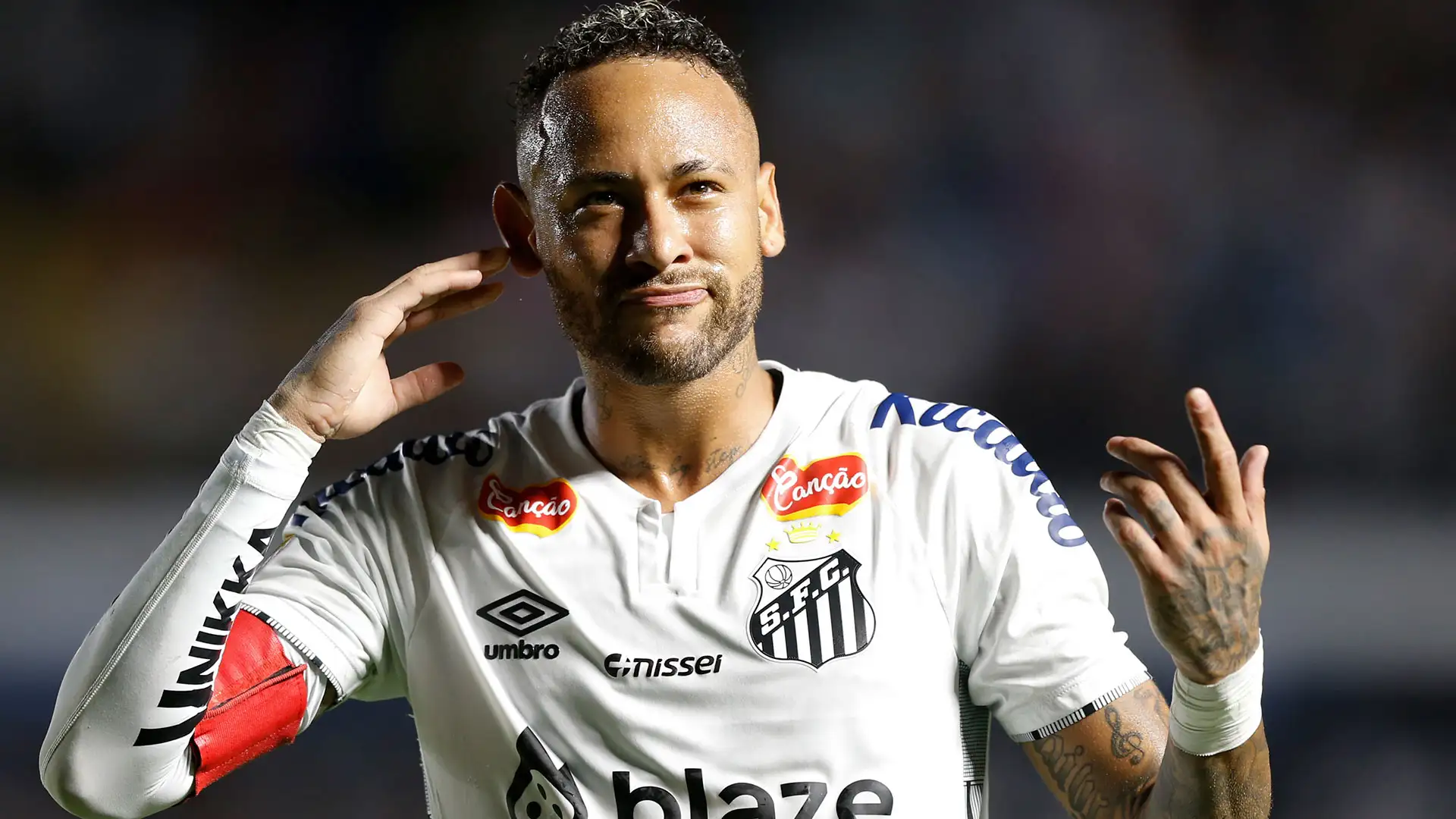 Neymar On The Pitch With Santos Looking Concerned During Relegation Battle