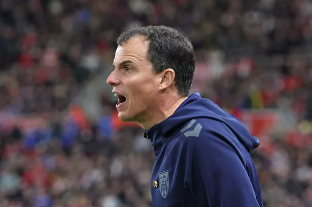 Sunderland boss Regis Le Bris celebrating after holding Arsenal to a Premier League draw