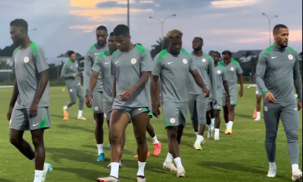 Super Eagles players during training session in Nigeria team kits.