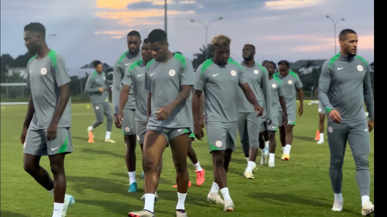 Super Eagles players during training session in Nigeria team kits.