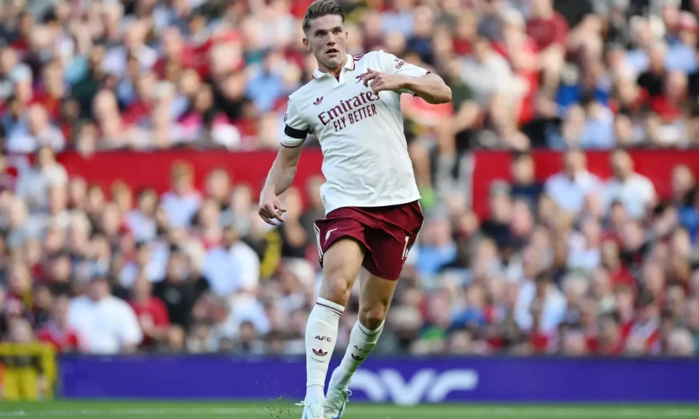 Viktor Gyokeres looking frustrated during an Arsenal match