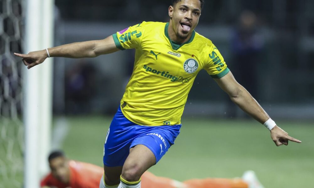 Vitor Roque celebrating a goal for Palmeiras after Barcelona exit