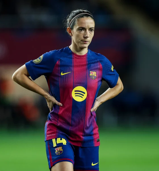 Aitana Bonmati in action for Barcelona before suffering a fractured fibula injury.