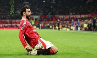 Bruno Fernandes Playing For Manchester United During A Premier League Match