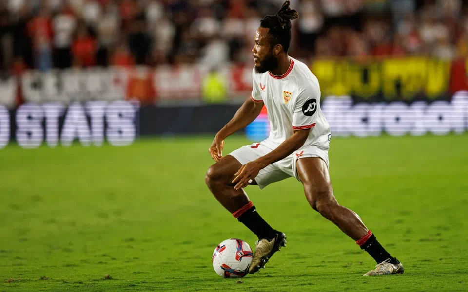 Chidera Ejuke showcasing his speed for Sevilla in La Liga