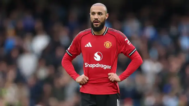 Noussair Mazraoui Playing For Morocco Ahead Of AFCON 2025