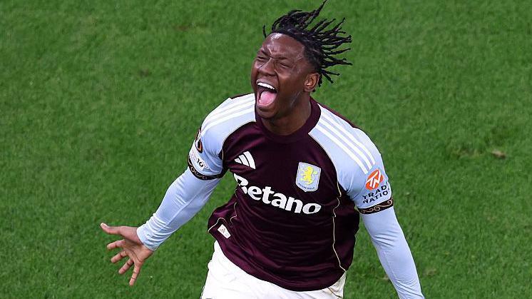 Jamaldeen Jimoh-Aloba celebrating after scoring for Aston Villa against Red Bull Salzburg