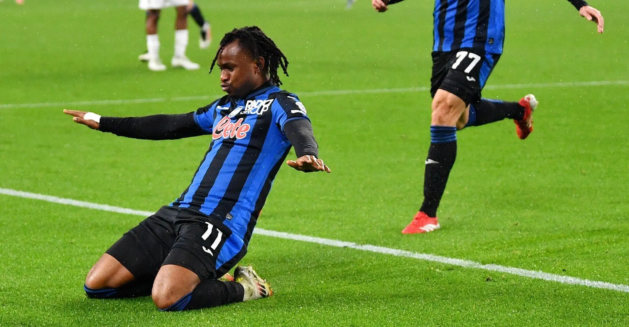 Ademola Lookman in action for Atalanta during a Serie A match