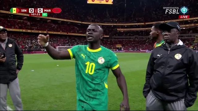 Sadio Mane urging Senegal teammates to return to the pitch during the AFCON 2025 final