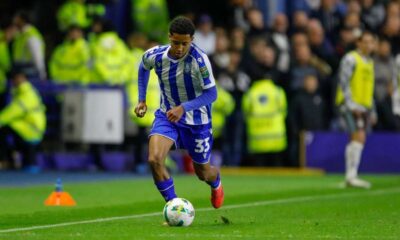 Yisa Alao in action for Sheffield Wednesday during a Championship match