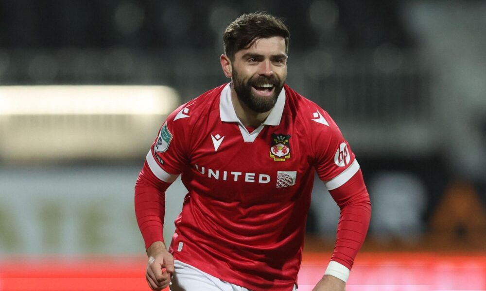 Elliot Lee During His Final Appearance For Wrexham At The Racecourse Ground