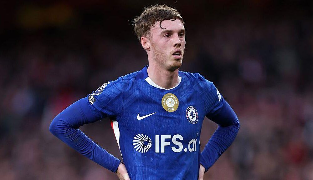 ole Palmer in action for Chelsea during a Premier League match