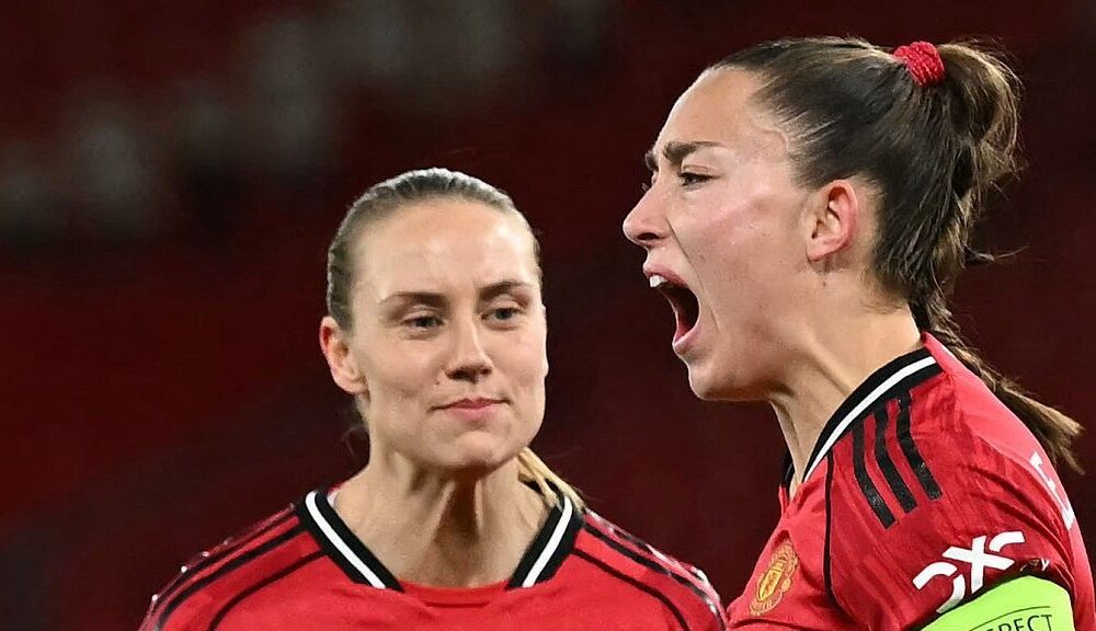Marc Skinner giving instructions during Manchester United vs Bayern Munich Women's Champions League match