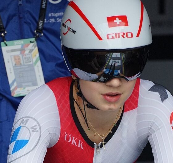 Muriel Furrer competing in a junior cycling race before her tragic accident in Zurich