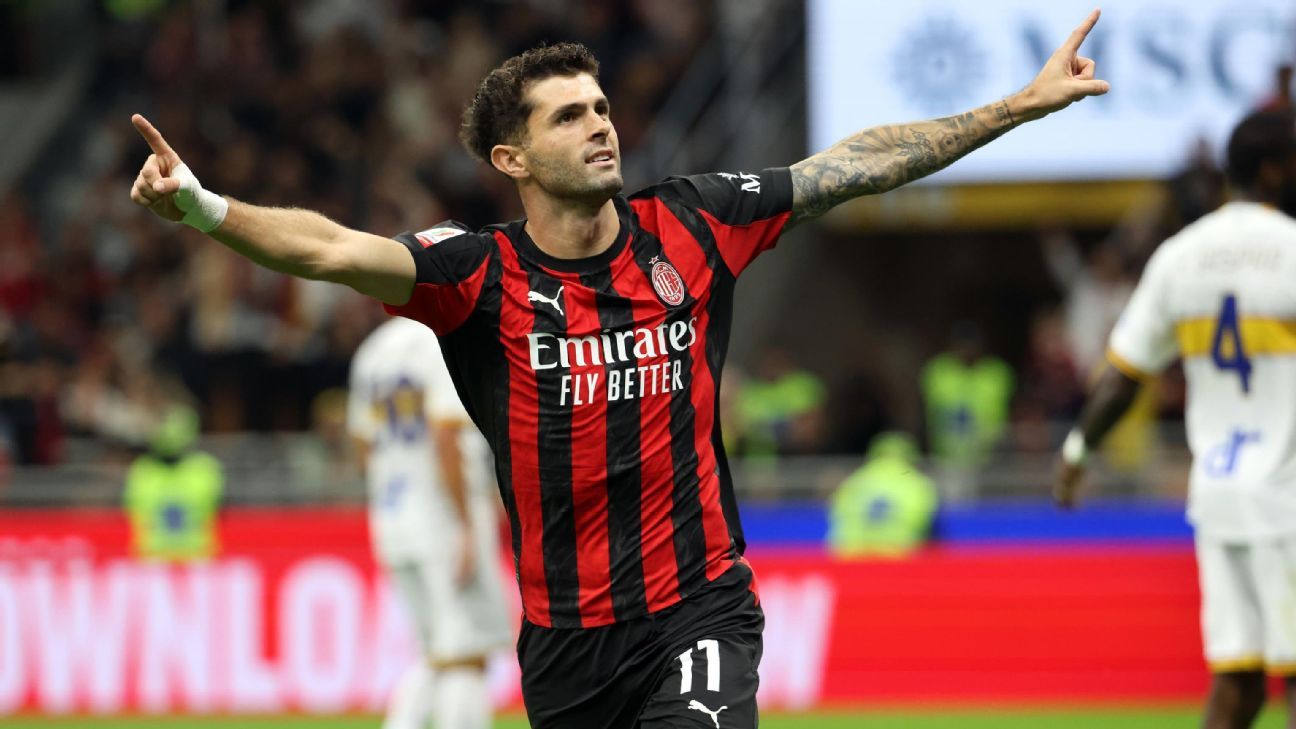 Christian Pulisic in action for AC Milan during a Serie A match amid contract uncertainty