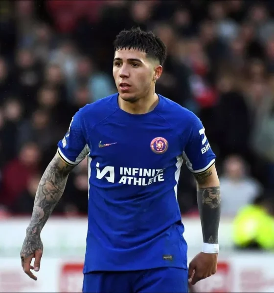 Enzo Fernandez reacting angrily during Chelsea match amid team struggles
