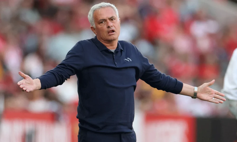 Real Madrid’s move for Jose Mourinho has become significantly more expensive after a key Benfica release clause expired, potentially increasing the cost from €6 million to €15 million.