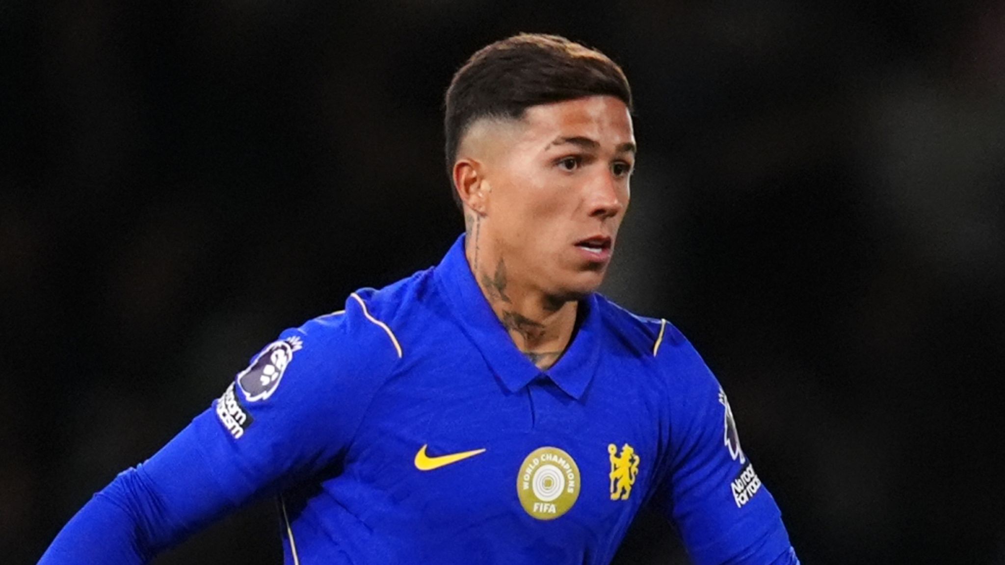 Enzo Fernandez during a Chelsea match amid reports of a potential Manchester City transfer