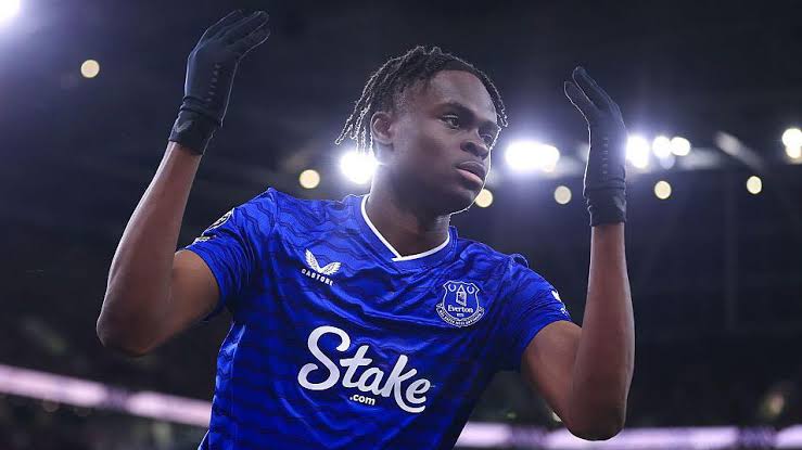 Tyrique George celebrates after scoring Everton’s equaliser against Manchester United